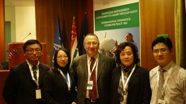 信息所研究人员在意大利罗马参加知识管理国际会议