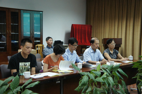 院教育实践活动第二督导组副组长张华等出席会议