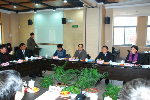 信息所科研人员代表参加静安区科委“建设智慧城区，打造国际静安”咨询会
